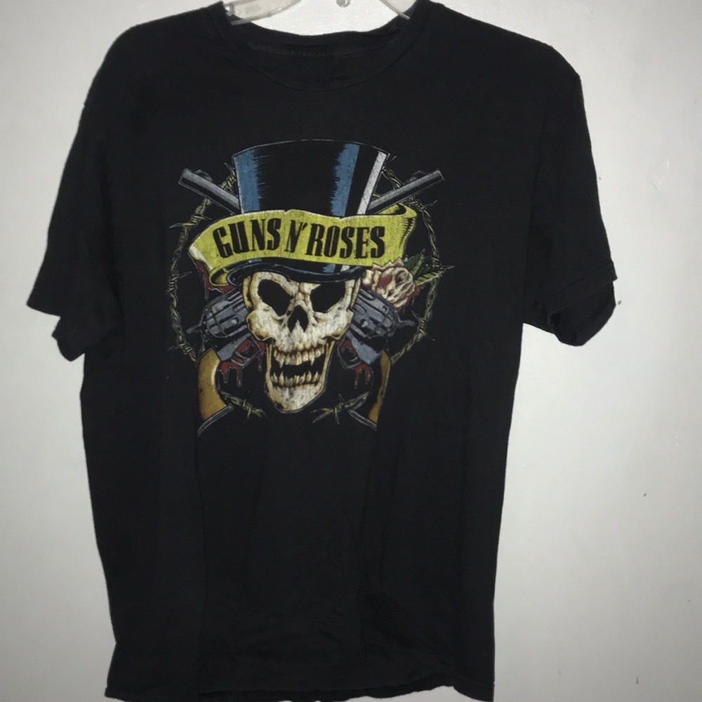 Size L men’s Guns N’ Roses Tee